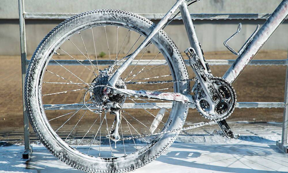 Washing and Waxing a Bicycle - The Full & Free Guide