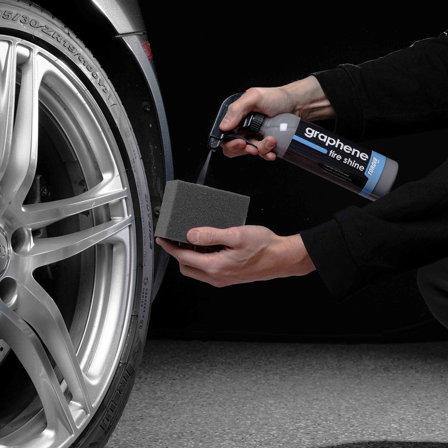 REV Auto Tire Shine Kit - Includes Tire Dressing and Tire Shine Applicator  | Easy to Use | No-Sling Formulation | Water Based Tire Shine Spray | Works
